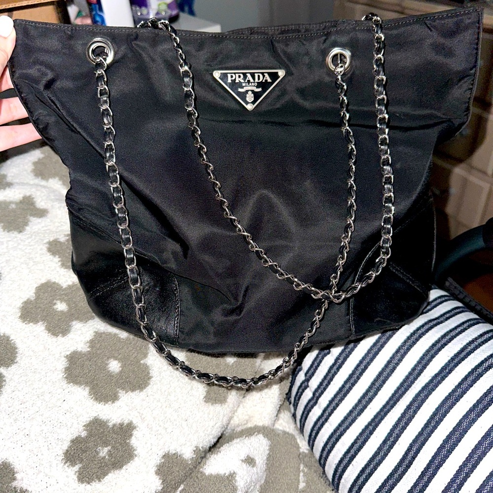 PRADA NYLON TOTE authentic excellent condition. COMING SOON TO MY LIVE SHOW!